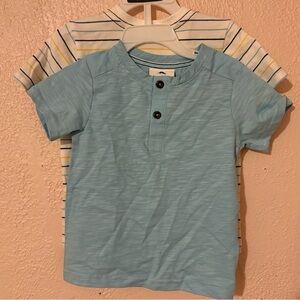 Tommy Bahama Light Blue Short Sleeve and Striped Short Sleeve Tees Set